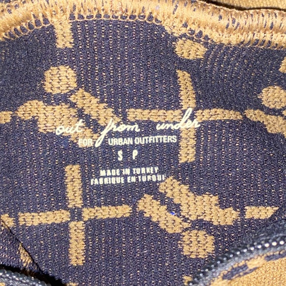 🧚‍♀️3for50$ Zip up patterned tee - Picture 3 of 4